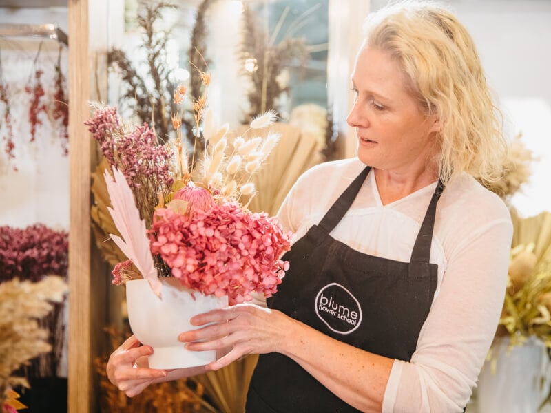 Your 2024 Spring Hobby in London: Flower Arranging